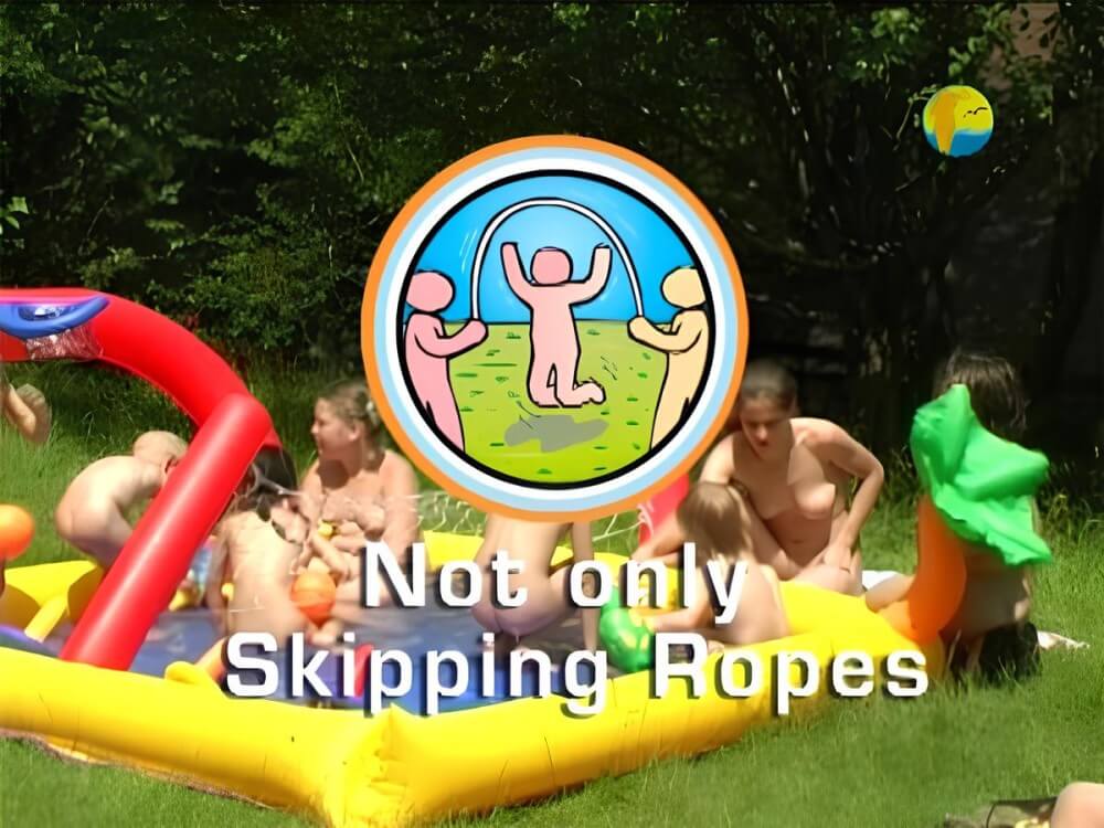 Naturist Freedom: Not only Skipping Ropes - The naked body is an expression of freedom