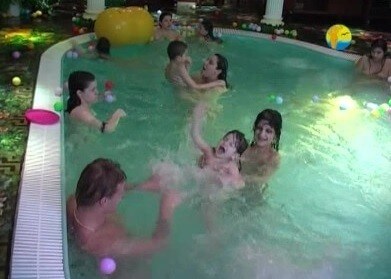Naturist Freedom: Castle Fantasia - Ordinary people as naturists