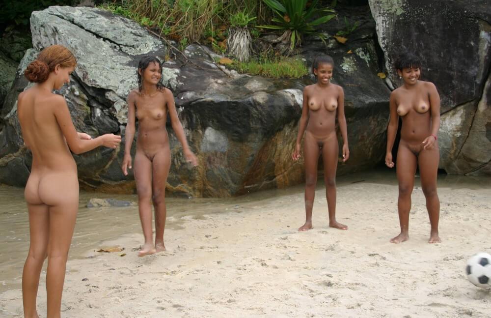 Brazilian Game Gathering gallery - Naturism and nudism are a path to spiritual peace
