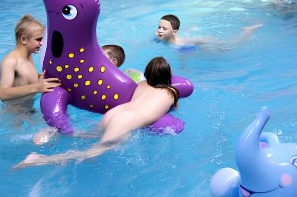 Indoor Waterside Day photo gallery - Naturism helps overcome fears and insecurities