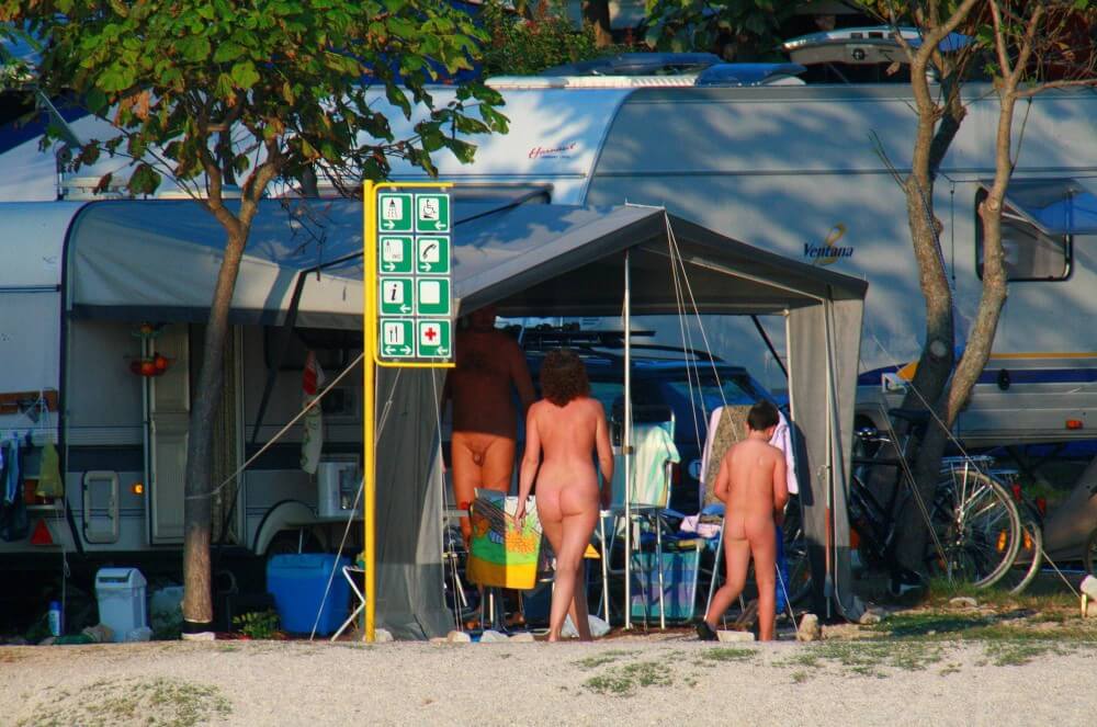 Ula FKK Camping photo gallery - Naturism promotes health of mind and body