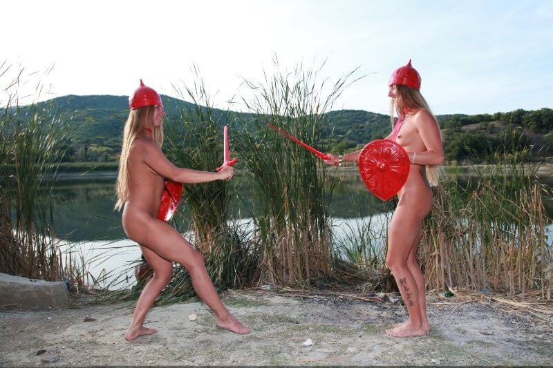 Life Near The Pond pics - We are naked in the bosom of nature