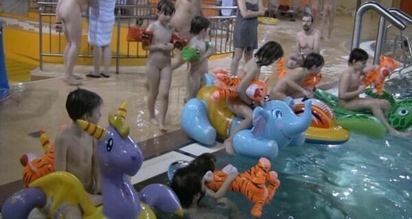 Indoor water runners 1 Full HD video - In nude recreation, harmony with nature and inner balance are important