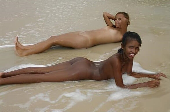 Brazilian Nudists # 1 pics - In nude recreation, harmony with nature and inner balance are important