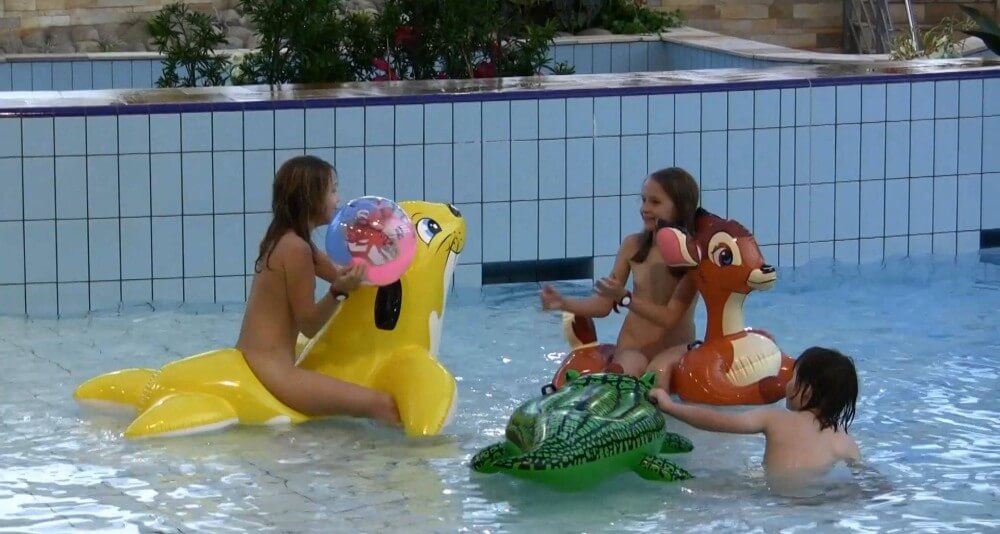 Aqua Extravaganza 1 Full HD - A Base for Naturist Recreation