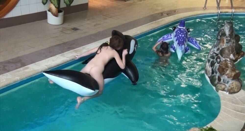 Naturism in the pool Full HD - Naturists love nature and the environment
