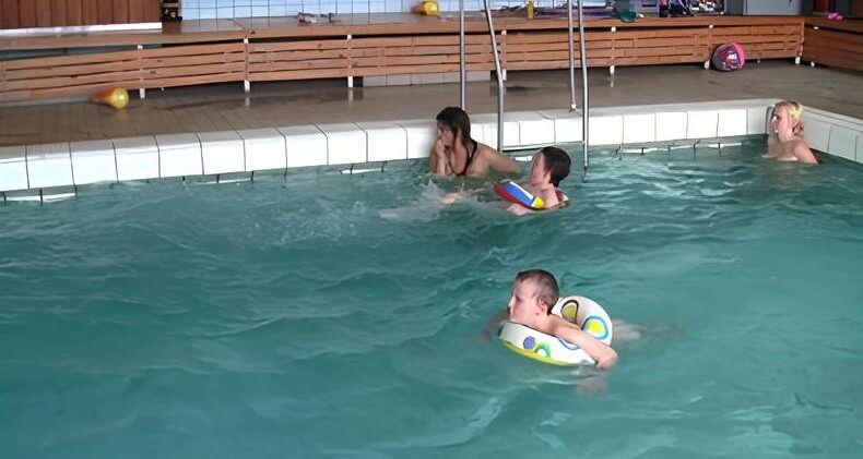 Swimming center club Full HD - Nudism and naturism encourage a love of nature and oneself