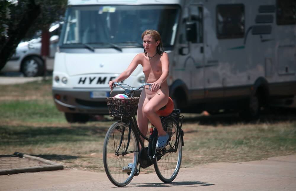 Leaving the Outdoor Site pics - Nudity in naturism is a way to experience freedom and harmony