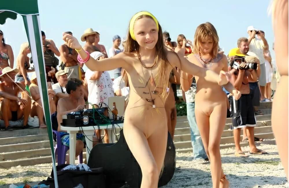 Nudist beauty contest photos - Popularizing nudism among the general public