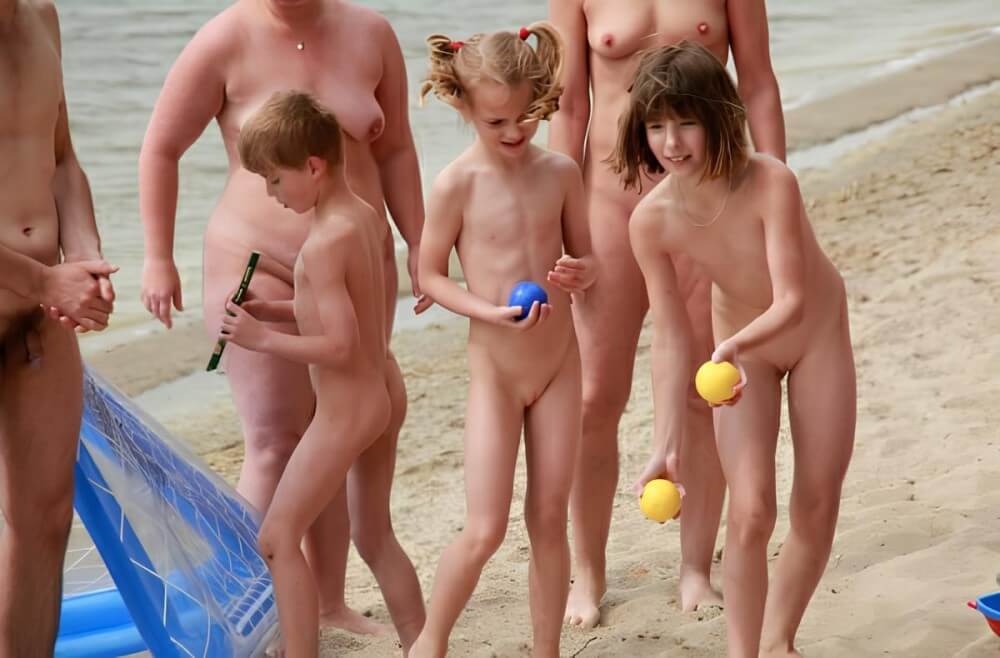 Lezero family games big gallery - Radical nudism materials