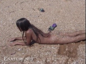 Enature - Walking hand in hand with paradise Full HD - Living with joy and ease is part of the naturist lifestyle