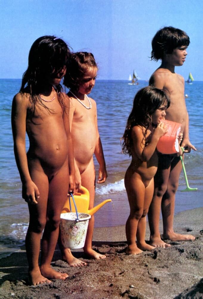 Jung und Frei Nr 6 - Differences between nudists and naturists