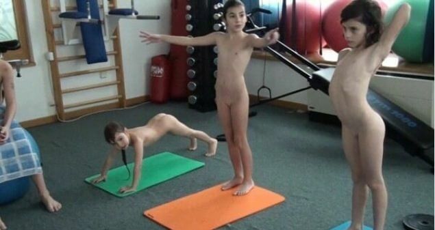 Piano, pool and tennis Full HD - Since ancient times, nudity has had a sacred character