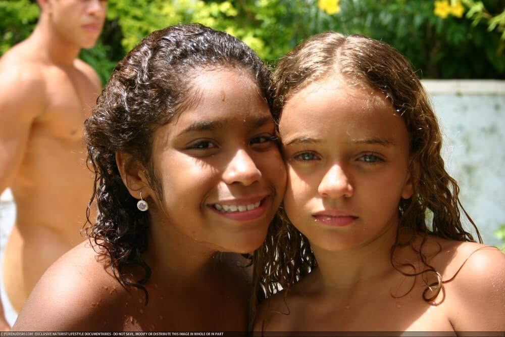 Tropical Naturism gallery - Being oneself and accepting ones body as core principles of naturism and nudism