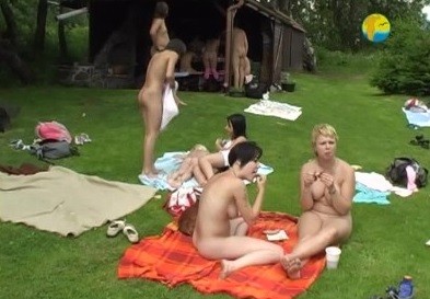 Naturist Freedom: Cottage Picnic - Supporters of naturism live in harmony with nature