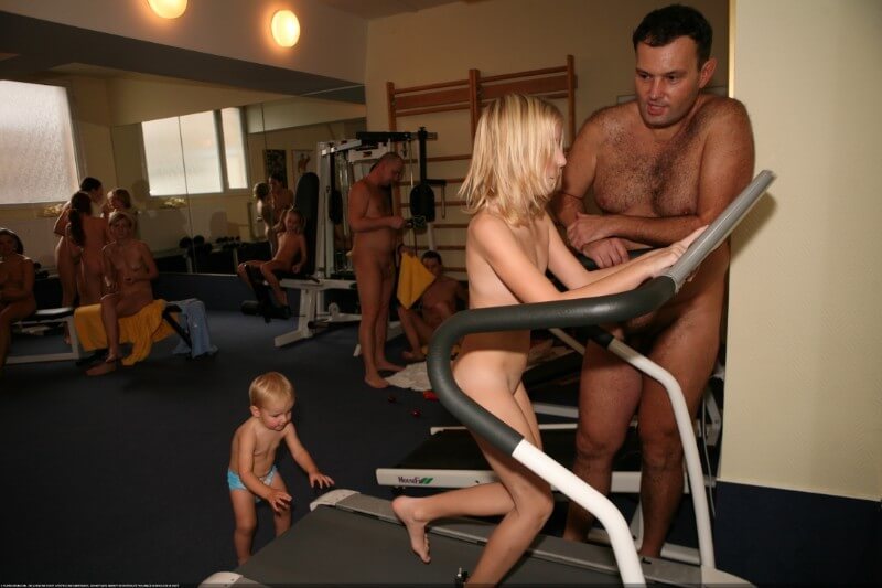 Record room naturists photos - Nudism and naturism value harmony