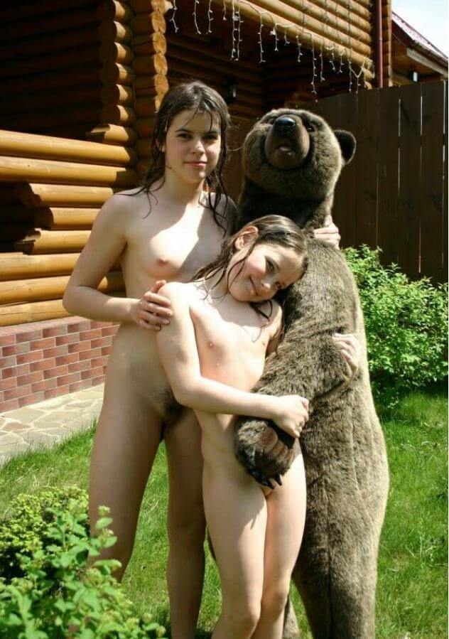 Naturism photo gallery # 57 - Nudity as a natural part of human existence