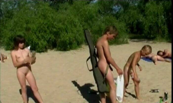 Enature video - Naked Shoot Out - Nature provides energy and inspiration for the practice of naturism and nudism
