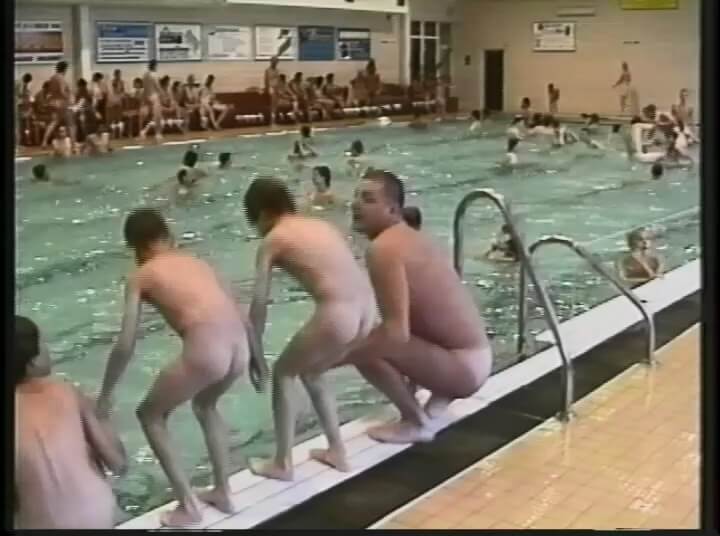 Helios Natura: Splish Splash Bares - Naturist practices help us understand that the body is part of nature and its beauty