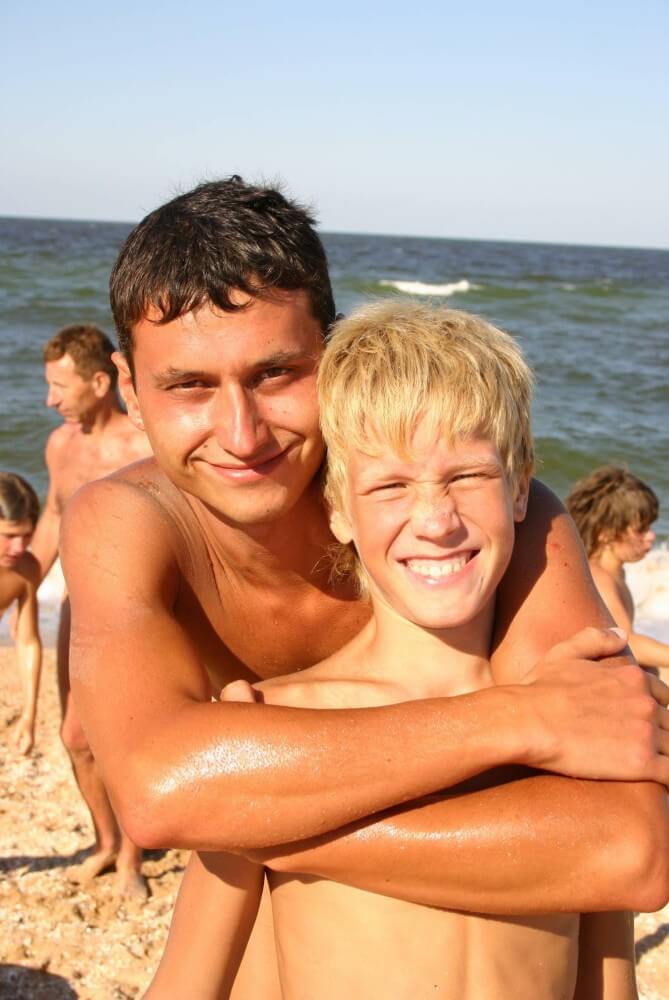 Naturist Group Pictures - Through naturism, people seek the opportunity to feel free and in harmony