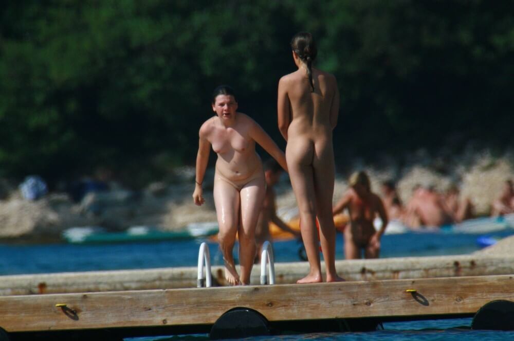 Wooden Island Freedom pics - Naturism promotes health of mind and body