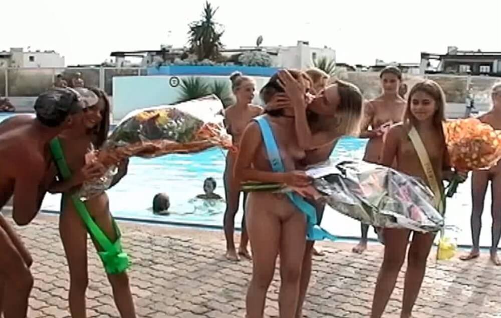 Nudist girls beauty contest video France - Sunat Natplus HD - Health is strengthened through naturism