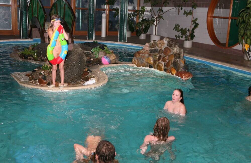 2010 Gym and Sauna gallery - People who participate in nude recreation seek psychological comfort