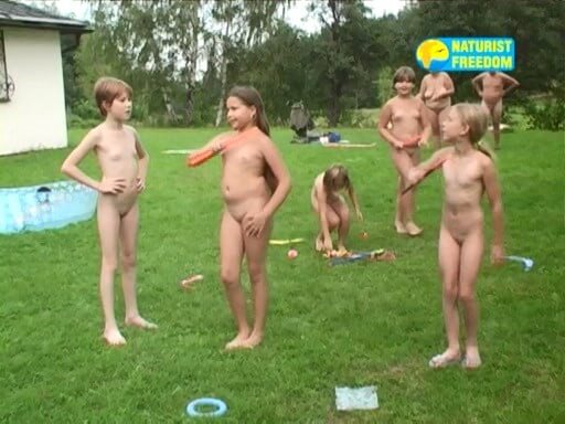 Naturist Freedom: Green Mountain - Naturism is a path to self-understanding and self-acceptance